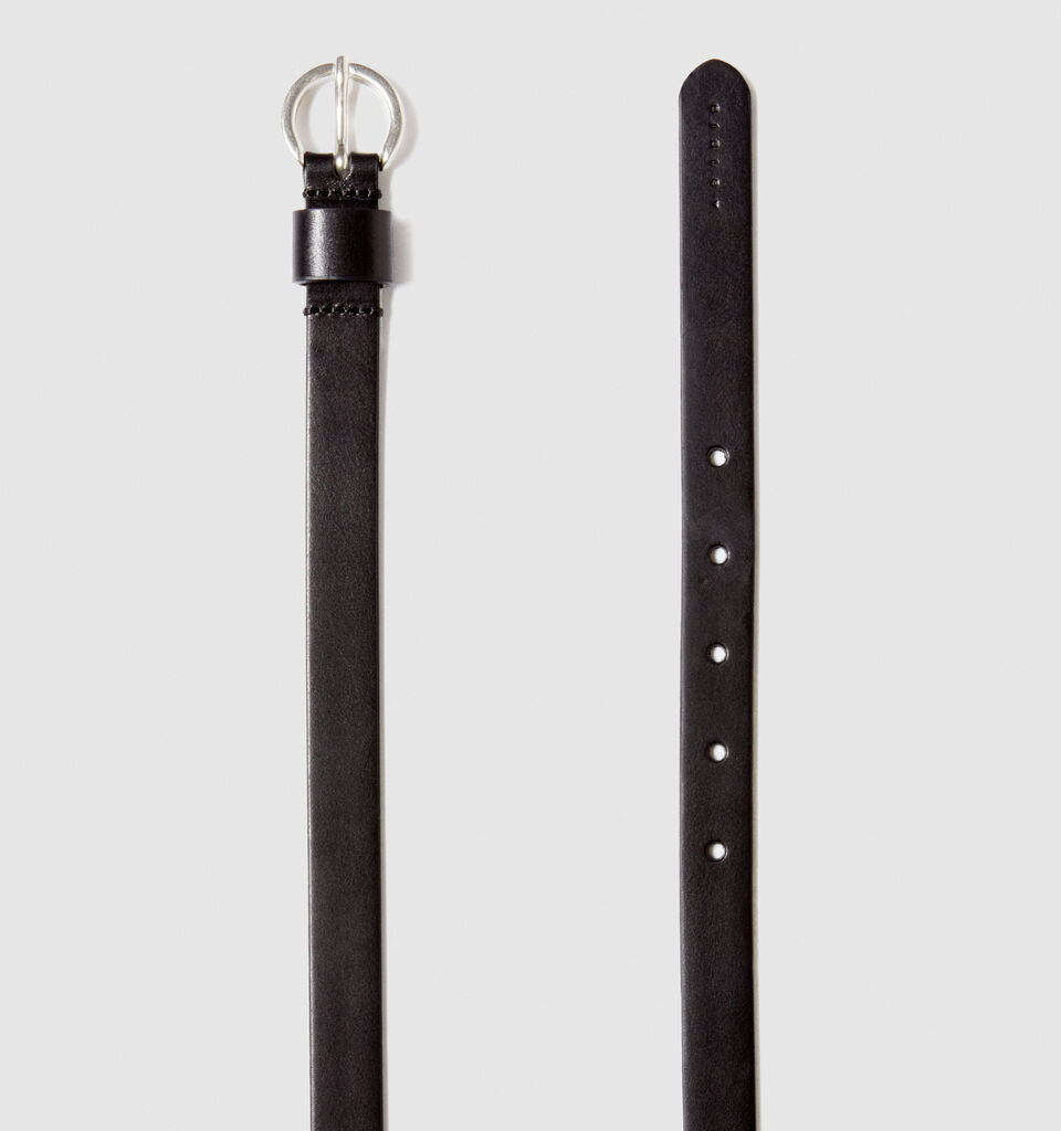 Low-hanging leather belt - women's belts - Black | Sisley image number 2